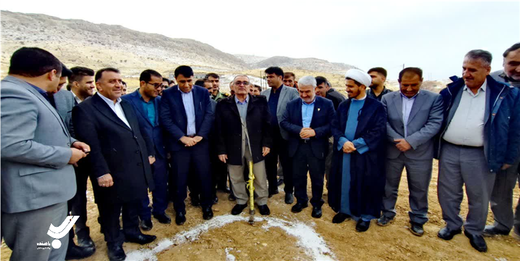 ۵۹ پروژه در شهرستان مارگون افتتاح و‌ کلنگ‌زنی شد