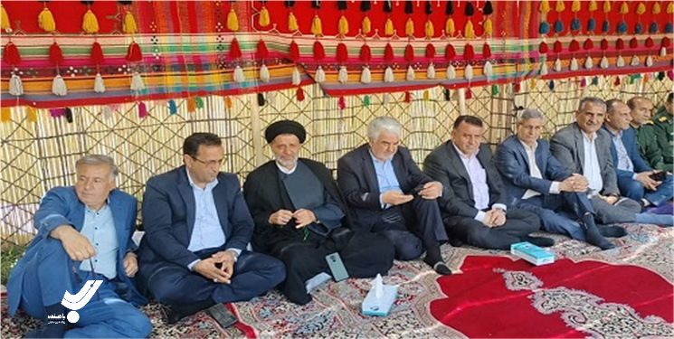 مراسم تجلیل از مقام معلمین عشایر در منطقه گرگو برگزار شد