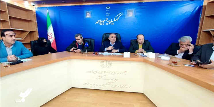 مدیران بدون تبعیض همه کسانی که به آنها مراجعه می کنند را ببینند 